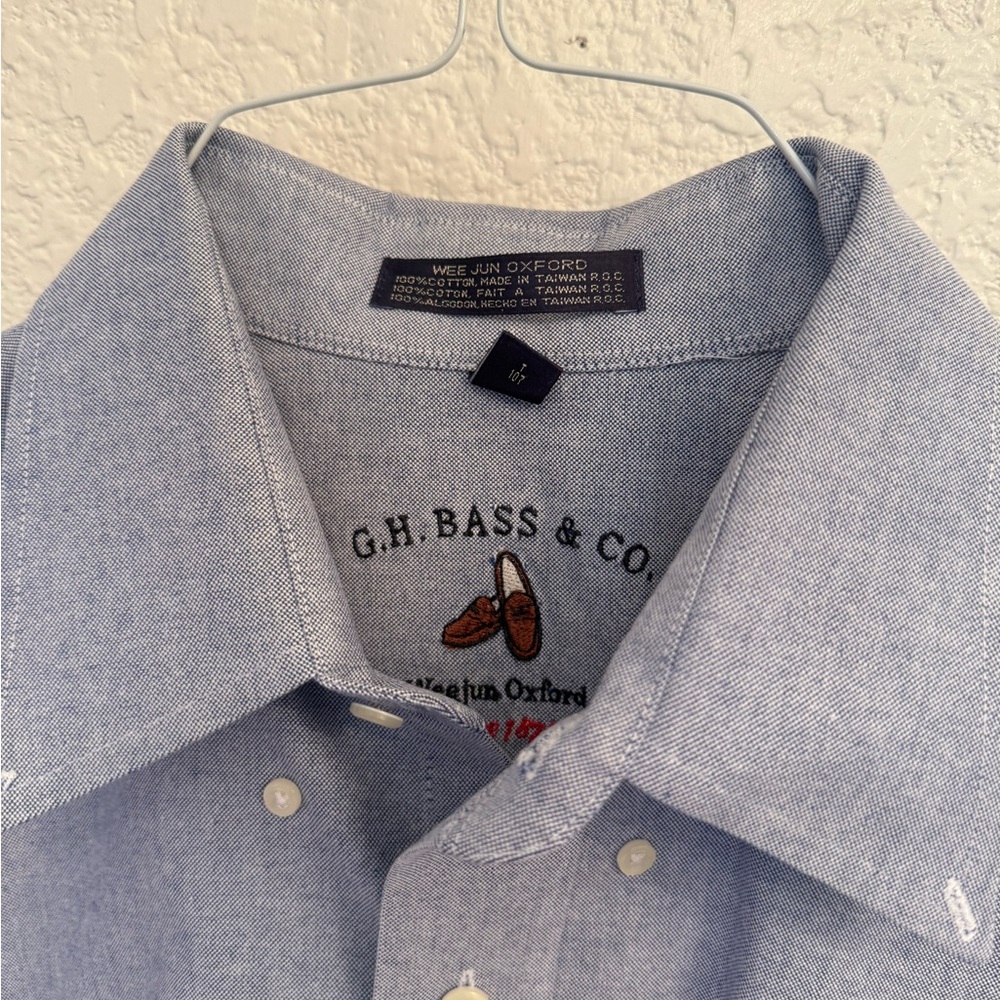 G.H. Bass & Co. 💯 % Cotton Light Blue Weejun Oxford  Shirt Button Down Collar - Picture 13 of 17